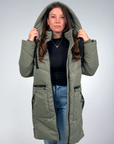 Manteau long avec capuche ajustable