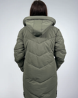 Manteau long avec capuche ajustable