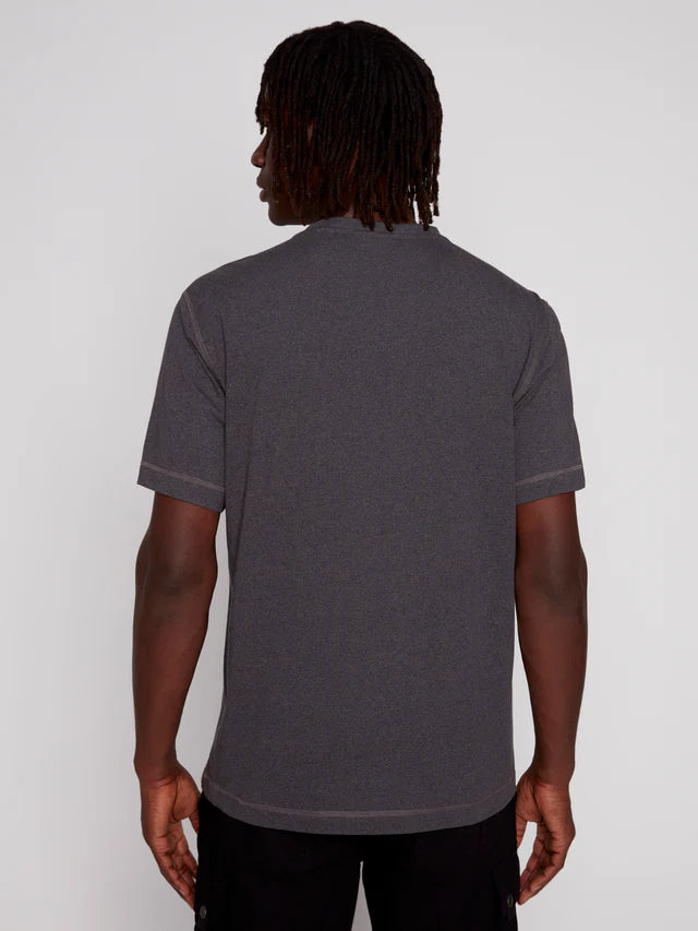 Henley collar t-shirt with pocket and writing - Projek Raw