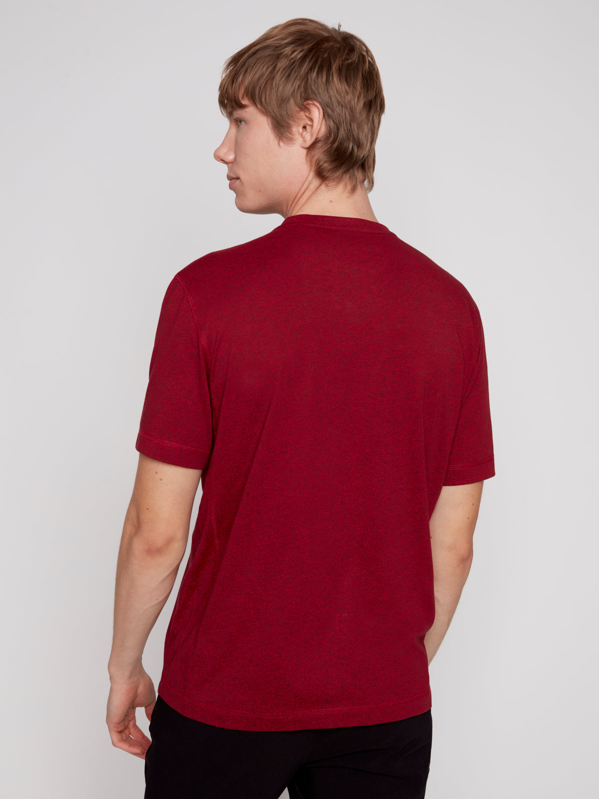 Henley collar t-shirt with pocket and writing - Projek Raw