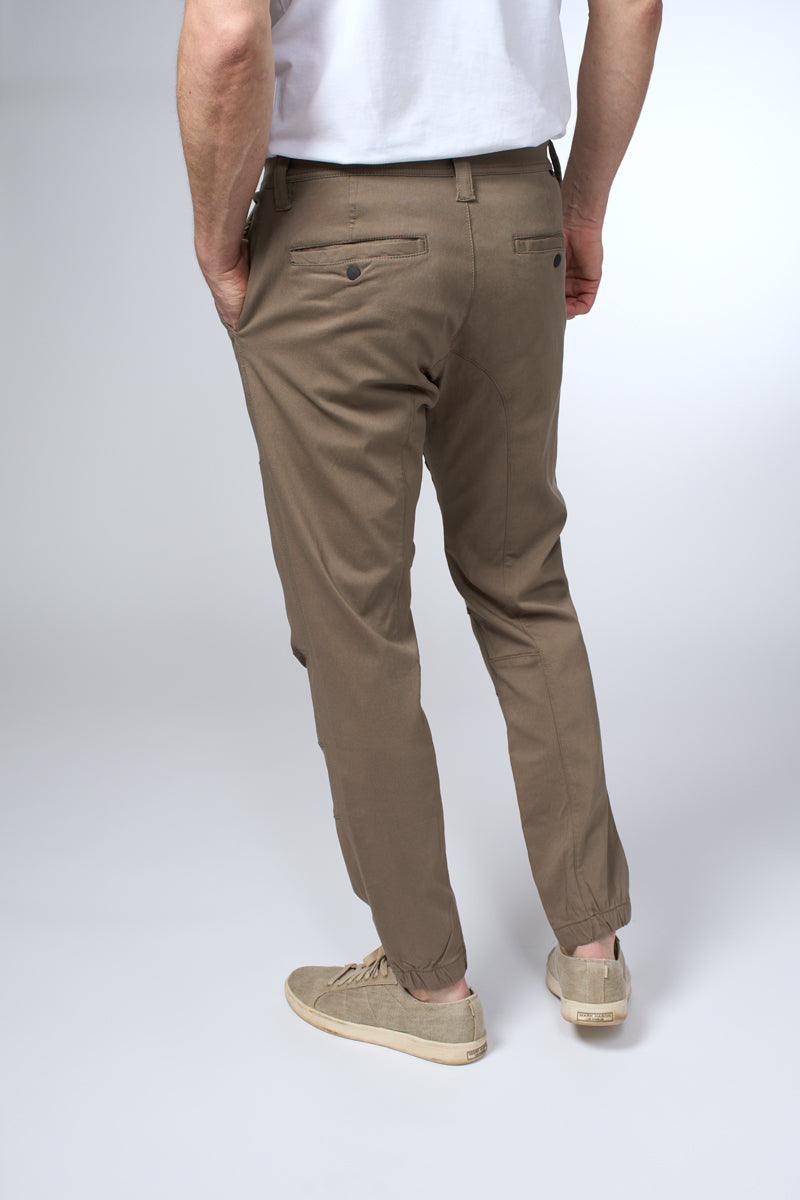 Stretch pants with elastic at the ankle - Projek Raw