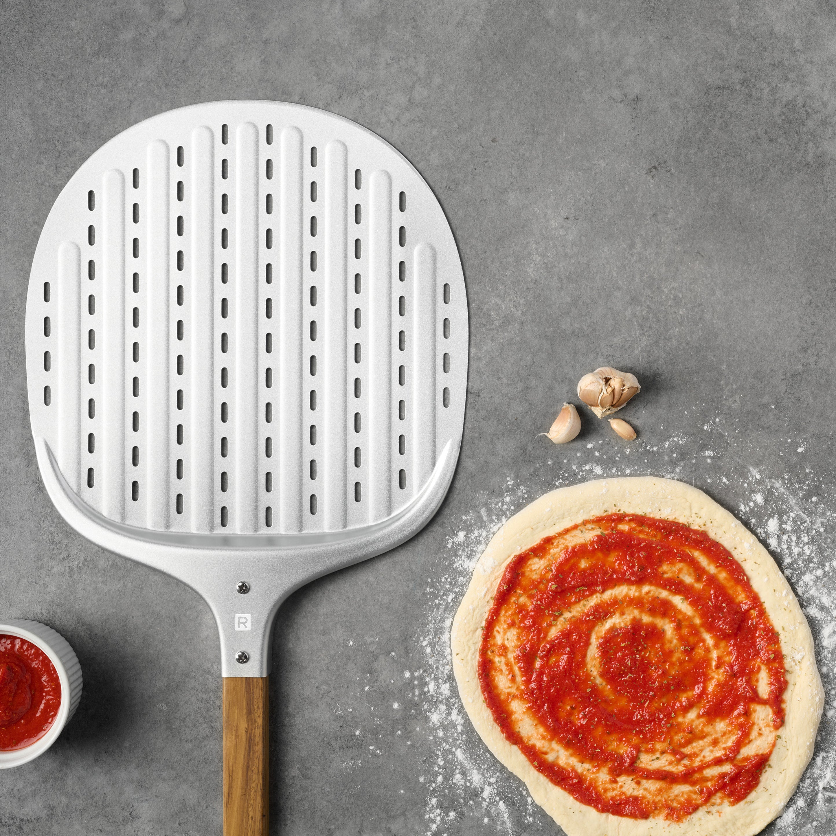 Perforated pizza peel - Ricardo